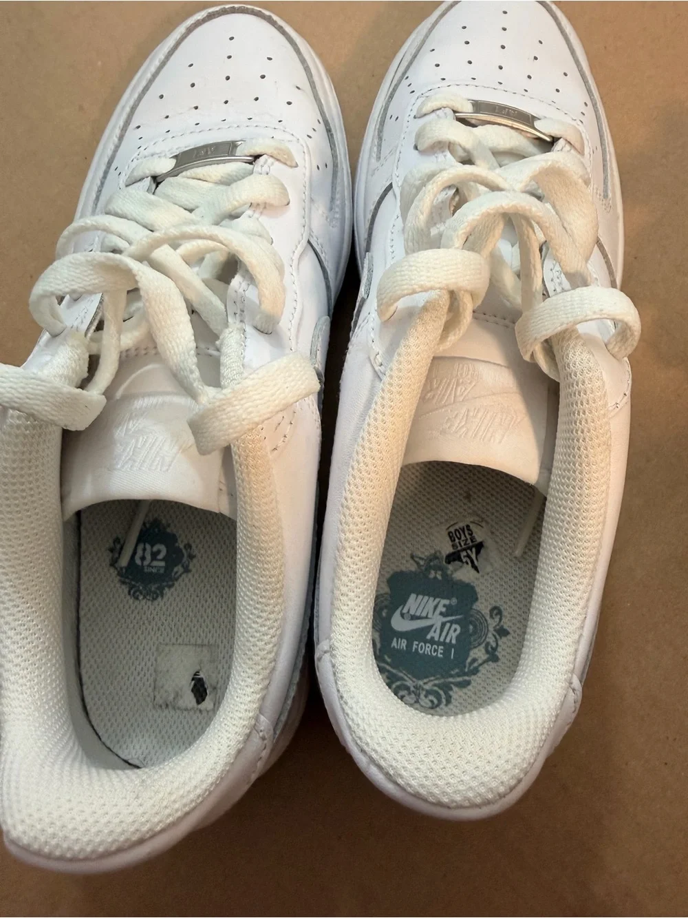 Nike Kids White Low-Top Leather Sneakers with Lace-Up Closure
